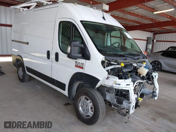 2022 Ram ProMaster Cargo with VIN 3C6LRVBG6NE118795, listed as a IAAI auction lot 41752992 with 85,809 mi miles. Bid and sale history available at carsss.com. Image 1.
