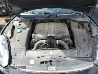 2017 Porsche Cayenne GTS с VIN WP1AD2A22HLA81676, выставлен на аукционе Copart как лот 50142495 с пробегом 88 742 миль миль и Списание • Salvage title. История ставок и продаж доступна на DreamBid. Изображение 12.