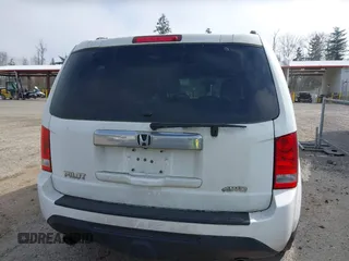 2013 Honda Pilot EX-L with VIN 5FNYF4H68DB036950, listed as a IAAI auction lot 41877107 with 178,435 mi miles and . Bid and sale history available at carsss.com. Image 16.