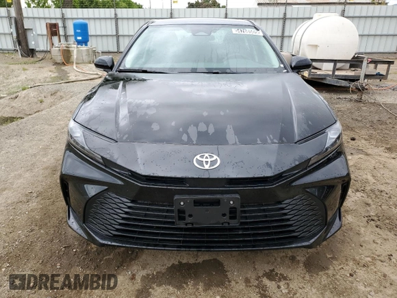 2025 Toyota Camry LE with VIN 4T1DAACK8SU099417, listed as a Copart auction lot 54768505 with 3,859 mi miles and Clean Title. Bid and sale history available at DreamBid. Image 5.