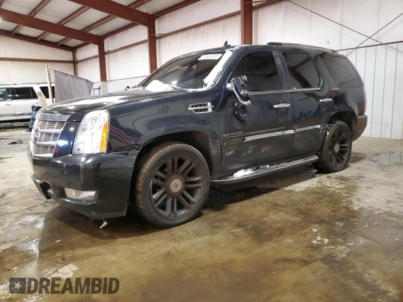 2013 Cadillac Escalade Platinum Edition with VIN 1GYS4DEFXDR106971, listed as a Copart auction lot 87660985 with 197,951 mi miles and Salvage Title. Bid and sale history available at carsss.com. Image 1.