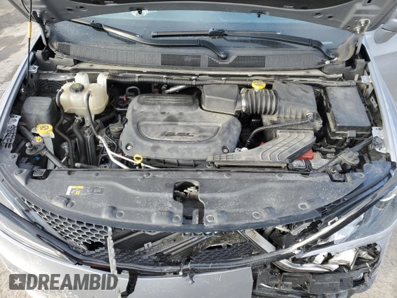 2020 Chrysler Pacifica Launch Edition with VIN 2C4RC3BG7LR289222, listed as a Copart auction lot 45941595 with 58,631 mi miles and Salvage title. Bid and sale history available at DreamBid. Image 12.