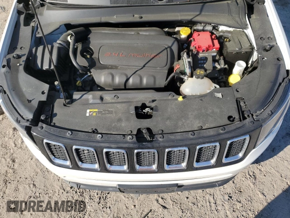 2020 Jeep Compass Latitude with VIN 3C4NJDBB0LT101376, listed as a Copart auction lot 52676275 with 35,965 mi miles and Salvage title. Bid and sale history available at DreamBid. Image 14.