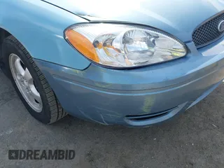 2006 Ford Taurus SE with VIN 1FAFP53U06A207921, listed as a IAAI auction lot 41892288 with 1 mi miles. Bid and sale history available at carsss.com. Image 6.