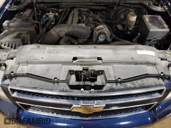 2007 Chevrolet Tahoe LTZ with VIN 1GNFK13047J131157, listed as a Copart auction lot 60333625 with 300,738 mi miles and Clean title. Bid and sale history available at DreamBid. Image 12.