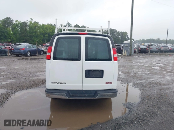 2017 GMC Savana Cargo z VIN 1GTW7AFF3H1903983, wystawiony jako IAAI lot #42369550 z przebiegiem 112 140 mil mil oraz . Historia ofert i sprzedaży dostępna na DreamBid. Obrazek 16.