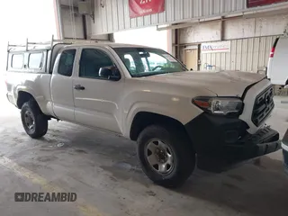 2016 Toyota Tacoma SR with VIN 5TFRX5GN3GX059515, listed as a IAAI auction lot 41642528 with 324,518 mi miles. Bid and sale history available at carsss.com. Image 1.