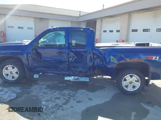 2013 Chevrolet Silverado 1500 LT with VIN 1GCRKSE7XDZ104208, listed as a IAAI auction lot 41875994 with 61,548 mi miles and . Bid and sale history available at DreamBid. Image 14.