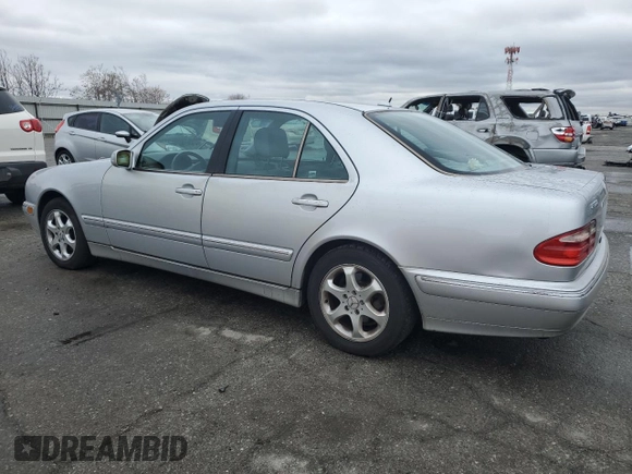 2002 Mercedes-Benz E-Class with VIN WDBJF65J02B446887, listed as a Copart auction lot 44057675 with 252,388 mi miles and Clean Title. Bid and sale history available at carsss.com. Image 2.