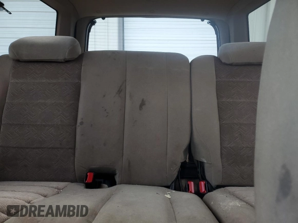 2000 Ford Explorer XLT с VIN 1FMZU73E2YZB13205, выставлен на аукционе Copart как лот 57918165 с пробегом 203 635 миль миль и Чистый • Clean title. История ставок и продаж доступна на DreamBid. Изображение 10.