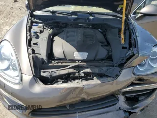 2013 Porsche Cayenne Diesel with VIN WP1AF2A22DLA35351, listed as a Copart auction lot 53888565 with 250,146 mi miles and Salvage title. Bid and sale history available at DreamBid. Image 12.