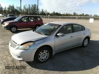 2009 Nissan Altima 2.5 S with VIN 1N4AL21EX9N418606, listed as a IAAI auction lot 42012198 with 167,078 mi miles. Bid and sale history available at carsss.com. Image 2.