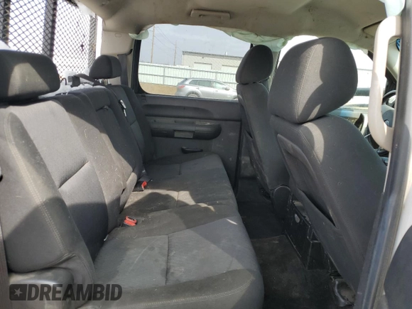 2010 Chevrolet Silverado 1500 LT with VIN 3GCRKSE38AG163444, listed as a Copart auction lot 51784665 with 208,772 mi miles and Salvage Title. Bid and sale history available at DreamBid. Image 10.