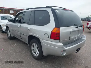 2006 GMC Envoy SLE z VIN 1GKDT13S662317827, wystawiony jako IAAI lot #42403954 z przebiegiem 132 761 mil mil oraz . Historia ofert i sprzedaży dostępna na DreamBid. Obrazek 3.