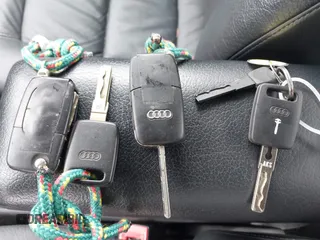 2000 Audi A4 с VIN WAUDH68D6YA166398, выставлен на аукционе IAAI как лот 41914420 с пробегом 74 629 миль миль и . История ставок и продаж доступна на DreamBid. Изображение 11.