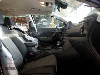 2021 Hyundai Kona SE z VIN KM8K1CAA6MU663324, wystawiony jako Copart lot #59175505 z przebiegiem 98 302 mil mil oraz Szkoda całkowita • Salvage title. Historia ofert i sprzedaży dostępna na DreamBid. Obrazek 7.