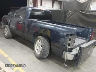 2008 Chevrolet Silverado 1500 Work Truck with VIN 1GCEC14C68Z210990, listed as a IAAI auction lot 41711630 with 185,409 mi miles. Bid and sale history available at carsss.com. Image 3.