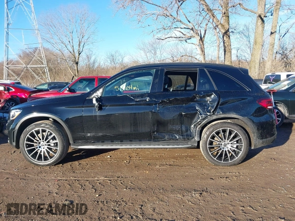 2020 Mercedes-Benz GLC 300 with VIN W1N0G8DB5LV261601, listed as a IAAI auction lot 41123293 with 51,704 mi miles and . Bid and sale history available at DreamBid. Image 14.