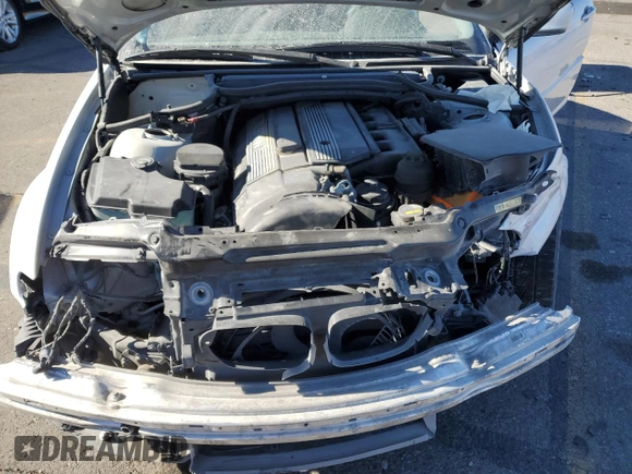 2002 BMW 3 Series 330Ci with VIN WBABN53492JU38225, listed as a Copart auction lot 41881915 with 207,862 mi miles and Salvage Title. Bid and sale history available at carsss.com. Image 11.