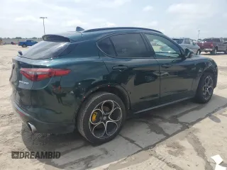 2020 Alfa Romeo Stelvio Ti z VIN ZASPAKBN9L7C76051, wystawiony jako Copart lot #46077985 z przebiegiem 61 261 mil mil oraz Szkoda całkowita • Salvage title. Historia ofert i sprzedaży dostępna na DreamBid. Obrazek 3.