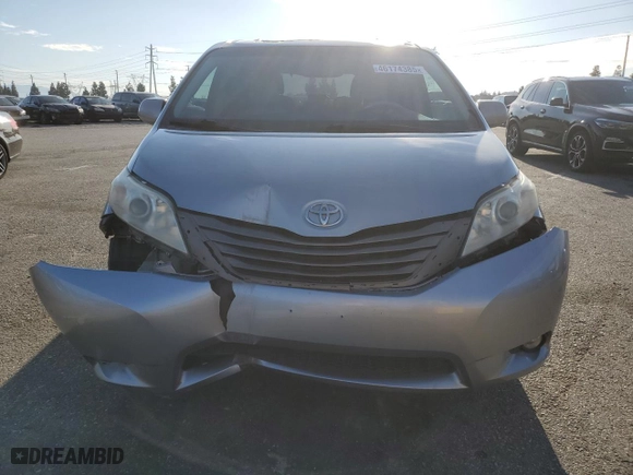 2014 Toyota Sienna XLE with VIN 5TDYK3DC8ES472826, listed as a Copart auction lot 46174385 with 129,094 mi miles and Salvage Title. Bid and sale history available at carsss.com. Image 5.