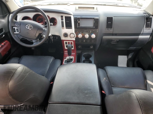 2013 Toyota Tundra with VIN 5TFDW5F17DX307031, listed as a Copart auction lot 49740825 with 113,917 mi miles and Salvage title. Bid and sale history available at DreamBid. Image 8.
