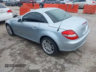 2007 Mercedes-Benz SLK 280 with VIN WDBWK54F77F157563, listed as a IAAI auction lot 42683146 with 144,298 mi miles and . Bid and sale history available at DreamBid. Image 3.