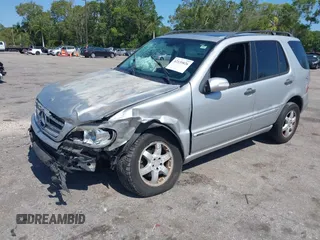 2004 Mercedes-Benz M 350 with VIN 4JGAB57E84A472827, listed as a IAAI auction lot 42135826 with 221,174 mi miles and . Bid and sale history available at DreamBid. Image 2.