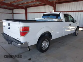 2014 Ford F-150 XL with VIN 1FTFX1CF0EKD06767, listed as a IAAI auction lot 41858009 with 352,658 mi miles. Bid and sale history available at carsss.com. Image 4.
