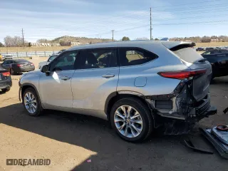 2023 Toyota Highlander L with VIN 5TDKDRBH3PS006208, listed as a Copart auction lot 47591605 with 3,893 mi miles and Salvage Title. Bid and sale history available at carsss.com. Image 2.