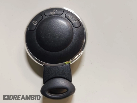 2010 MINI Hardtop S with VIN WMWMF7C5XATX41382, listed as a IAAI auction lot 40558359 with 96,158 mi miles and . Bid and sale history available at DreamBid. Image 11.