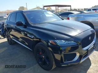 2017 Jaguar F-Pace S z VIN SADCM2BV4HA491334, wystawiony jako IAAI lot #42321075 z przebiegiem 67 868 mil mil oraz . Historia ofert i sprzedaży dostępna na DreamBid. Obrazek 1.
