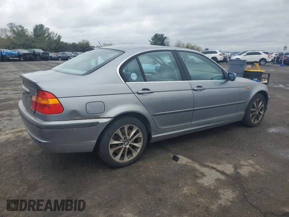 2005 BMW 3 Series 330xi with VIN WBAEW534X5PG11958, listed as a Copart auction lot 52908645 with 313,387 mi miles and Salvage Title. Bid and sale history available at DreamBid. Image 3.