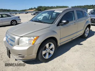 2010 Dodge Caliber SXT z VIN 1B3CB4HA7AD571525, wystawiony jako Copart lot #61651405 z przebiegiem 188 383 mil mil oraz Czysty tytuł • Clean title. Historia ofert i sprzedaży dostępna na DreamBid. Obrazek 1.