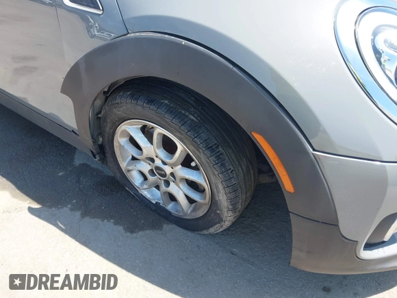 2019 MINI Clubman Cooper with VIN WMWLN5C57K2E34894, listed as a IAAI auction lot 42072962 with 49,274 mi miles and . Bid and sale history available at DreamBid. Image 6.