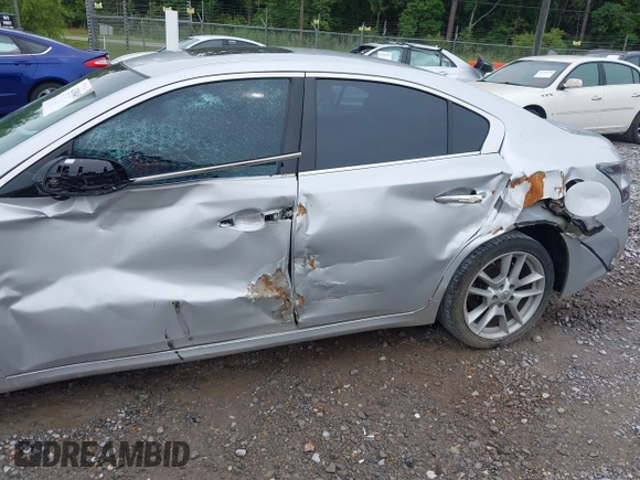 2014 Nissan Maxima SV with VIN 1N4AA5AP2EC435169, listed as a IAAI auction lot 42308457 with 177,601 mi miles and . Bid and sale history available at DreamBid. Image 6.