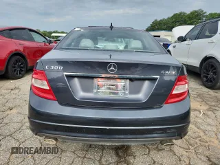 2011 Mercedes-Benz C 300 Sport with VIN WDDGF8BBXBR138708, listed as a Copart auction lot 60682165 with 135,153 mi miles and Clean title. Bid and sale history available at DreamBid. Image 6.