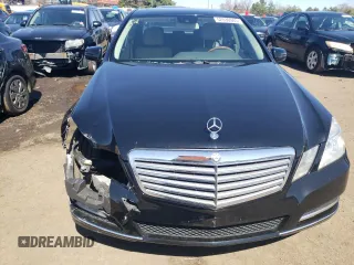 2013 Mercedes-Benz E 350 Luxury with VIN WDDHF8JB6DA661022, listed as a Copart auction lot 52030585 with 165,279 mi miles and Salvage Title. Bid and sale history available at DreamBid. Image 5.
