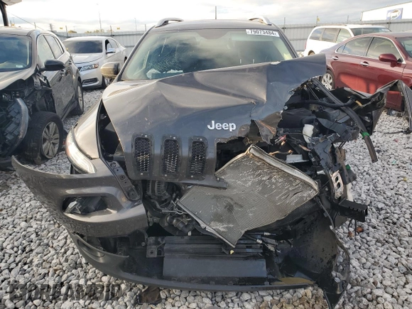 2016 Jeep Cherokee 75th Anniversary с VIN 1C4PJLCB9GW377119, выставлен на аукционе Copart как лот 49912325 с пробегом 147 919 миль миль и Списание • Salvage title. История ставок и продаж доступна на DreamBid. Изображение 5.