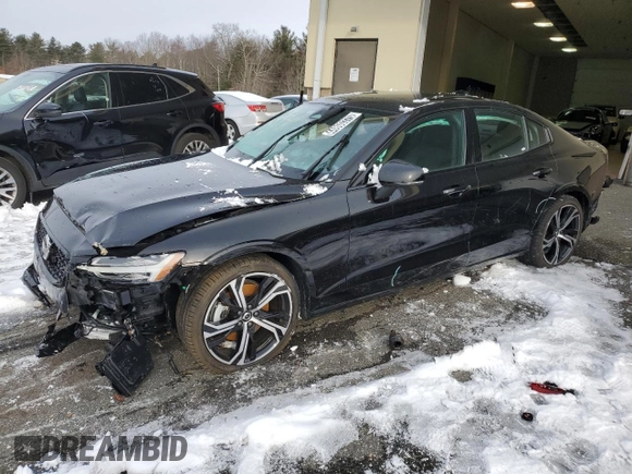 2025 Volvo S60 Plus with VIN 7JRL12GC0SG364646, listed as a Copart auction lot 44800375 with 7,378 mi miles and Salvage Title. Bid and sale history available at carsss.com. Image 1.