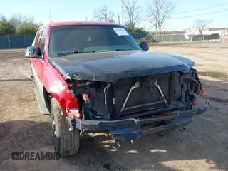 2002 Chevrolet Avalanche with VIN 3GNEK13T12G100464, listed as a IAAI auction lot 41740294 with 0 mi miles. Bid and sale history available at carsss.com. Image 1.