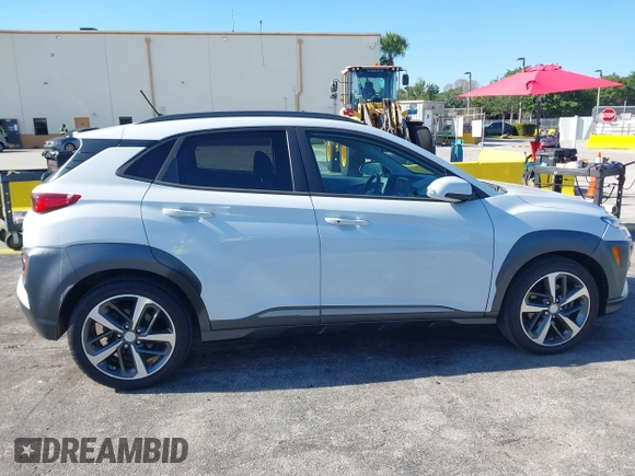 2018 Hyundai Kona Limited with VIN KM8K33A59JU080173, listed as a IAAI auction lot 42041992 with 37,513 mi miles. Bid and sale history available at carsss.com. Image 13.