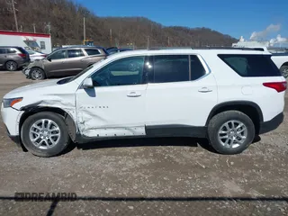 2021 Chevrolet Traverse LT Cloth with VIN 1GNEVGKW0MJ260455, listed as a IAAI auction lot 41852970 with 22,178 mi miles. Bid and sale history available at carsss.com. Image 15.