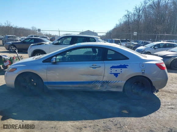 2008 Honda Civic Cpe EX-L with VIN 2HGFG12998H501422, listed as a IAAI auction lot 41645328 with 231,418 mi miles. Bid and sale history available at carsss.com. Image 14.