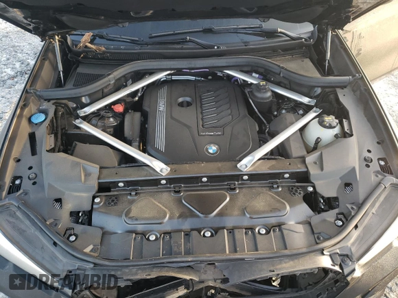 2022 BMW X6 xDrive40i with VIN 5UXCY6C01N9K62454, listed as a Copart auction lot 85250084 with 40,264 mi miles and Salvage Title. Bid and sale history available at carsss.com. Image 12.