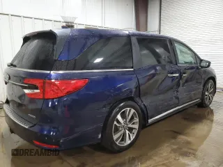 2022 Honda Odyssey Touring with VIN 5FNRL6H8XNB037772, listed as a Copart auction lot 52757215 with 358,099 mi miles and Salvage Title. Bid and sale history available at DreamBid. Image 3.