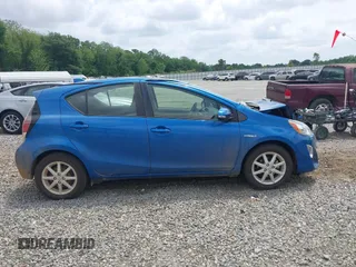 2016 Toyota Prius One z VIN JTDKDTB30G1117670, wystawiony jako IAAI lot #42115566 z przebiegiem 177 011 mil mil oraz . Historia ofert i sprzedaży dostępna na DreamBid. Obrazek 13.