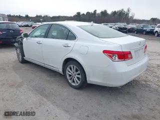 2012 Lexus ES 350 with VIN JTHBK1EG7C2483539, listed as a IAAI auction lot 41781706 with 107,404 mi miles. Bid and sale history available at carsss.com. Image 3.