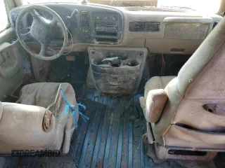 2002 Chevrolet Express with VIN 1GAGG25R521195340, listed as a Copart auction lot 60988644 with Not Provided miles and Non Repairable. Bid and sale history available at carsss.com. Image 8.