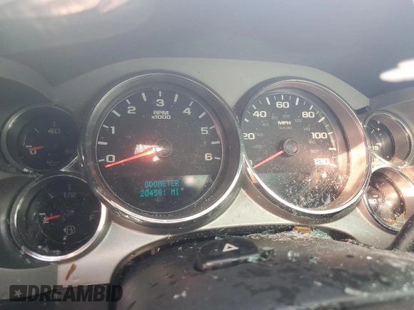 2011 Chevrolet Silverado 1500 LT with VIN 1GCRCSE08BZ118265, listed as a Copart auction lot 52005525 with 204,581 mi miles and Salvage Title. Bid and sale history available at DreamBid. Image 9.